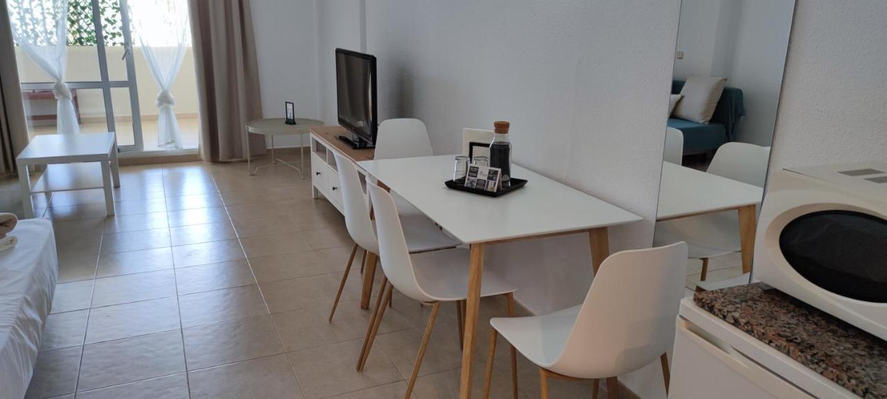 Benalbeach Casa Kito Relax 1ª Linea De Playa Benalmádena Eksteriør bilde